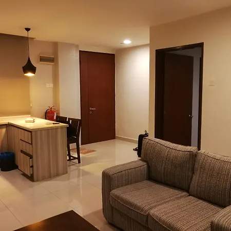 Studio At Samsuria Beach Resort Kampung Sungai Ular Exterior photo